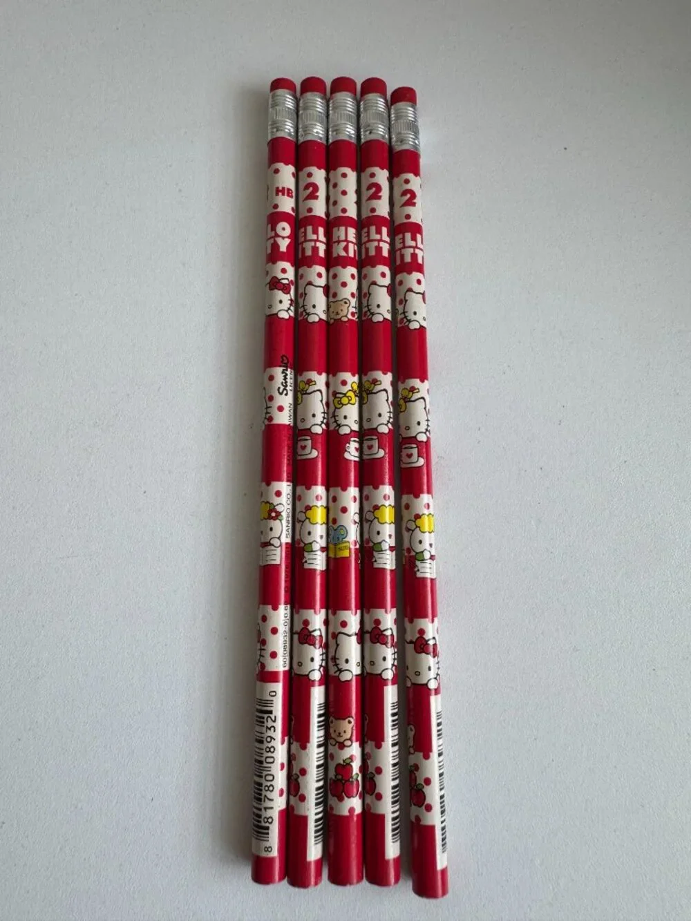 Sanrio Hello Kitty HB #2 Pencil Set of 5 2011 Kawaii Made in Taiwan